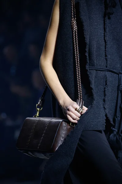 Look 34